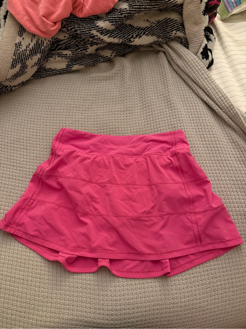 Lululemon Athletic Skort in Bright Pink